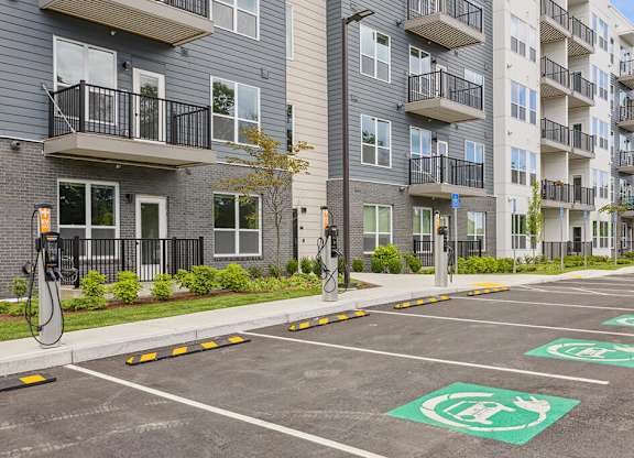 Electric Vehicle Charging Station at Jayden Apartments in Peabody MA