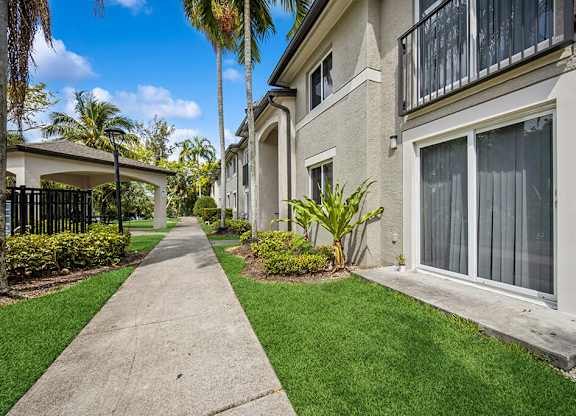 Entrance at Emerald Dunes Apartments in Miami Gardens FL
