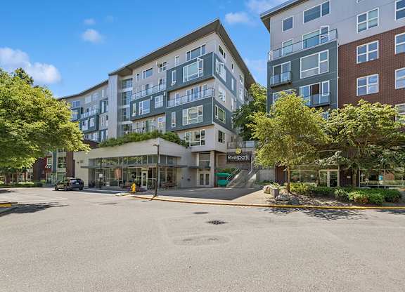 Outdoor entrance at Riverpark Apartments in Redmond WA