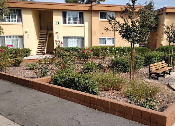 Exterior Courtyard at Park Villas Apartments in National City