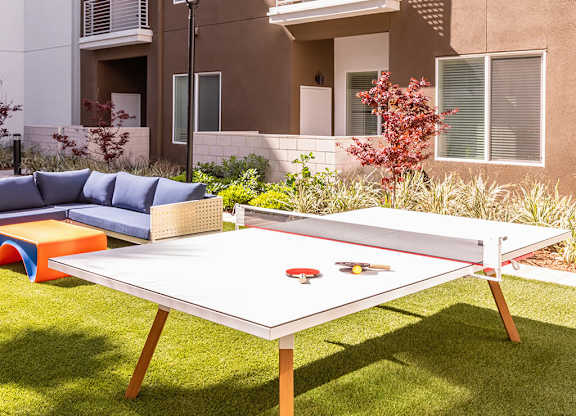 Exterior Courtyard Backyard Ping Pong Table at Embark Apartments in Fremont CA