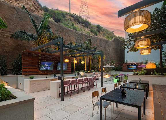 Exterior courtyard space at Rivair Apartment Homes in San Diego CA