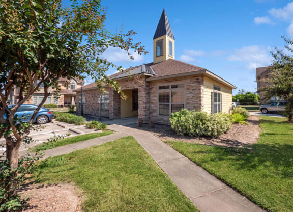 Exterioer of leasing center at Sterling Green and Sheldon Ranch in Channelview TX