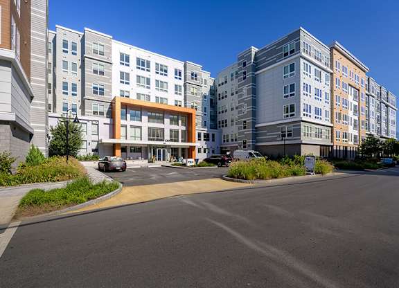 Exterior Leasing Center at Vero Apartments in Chelsea MA