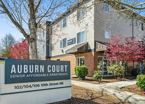 Exterior Monument Sign at Auburn Court Apartments in Auburn WA