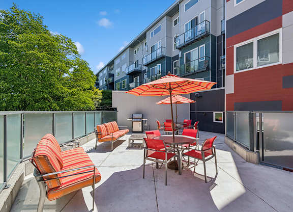 Sundeck at Riverpark Apartments in Redmond WA