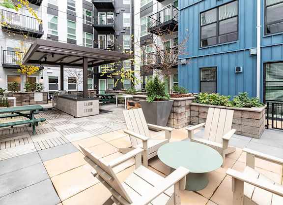 Outdoor grill at The Brynn in Kirkland WA