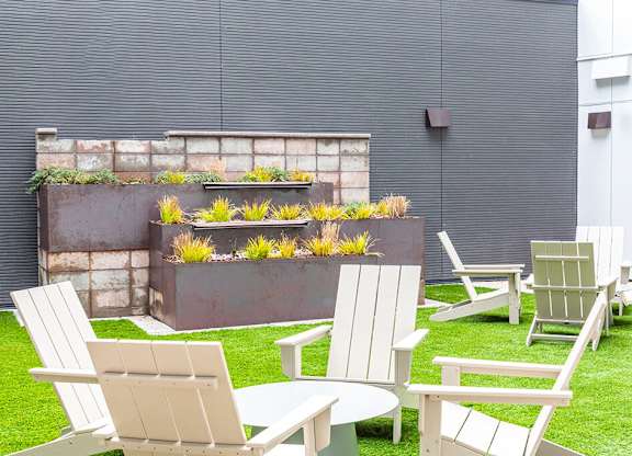 Outdoor zen garden at The Brynn in Kirkland WA