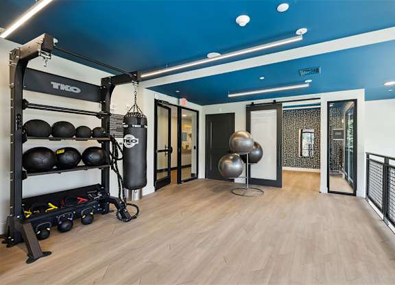 Fitness center at Jayden Apartments in Peabody MA