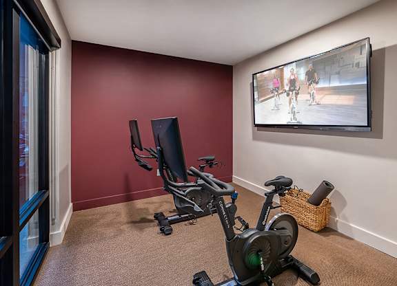 Fitness Stuido at Heights at 1520 Apartments in Houston TX