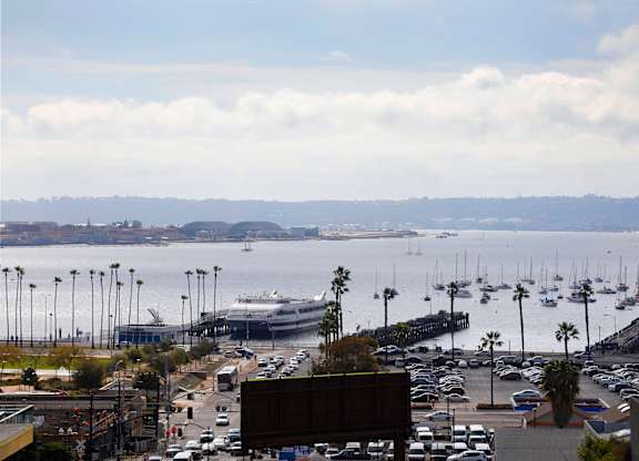 Local Attractions San Diego Harbor near II Palazzo Apartments in San Diego CA