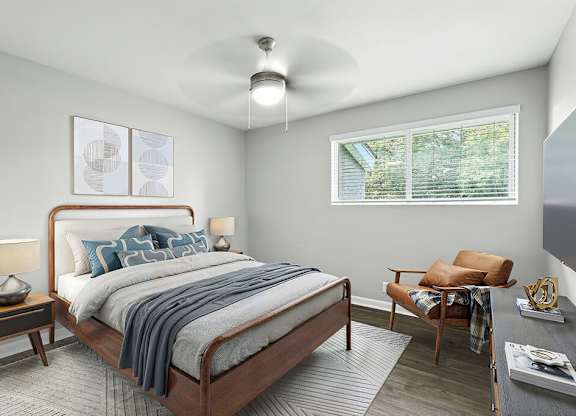 Bedroom with ceiling fan at City Side Flats Apartments in Nashville TN
