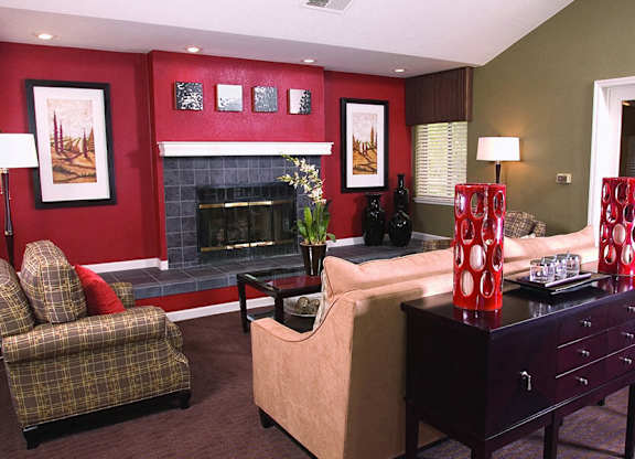 Clubhouse at Belmont Apartment Homes in Pittsburg CA