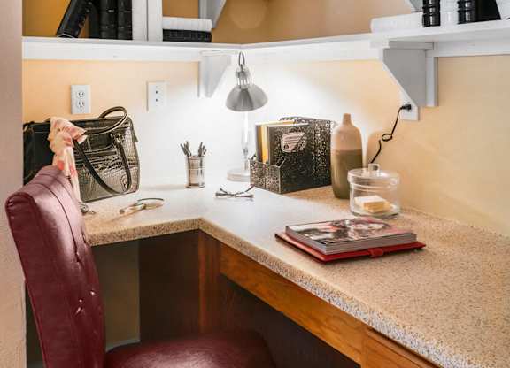 Business center at River Pointe at Den Rock Apartments in Lawrence, MA