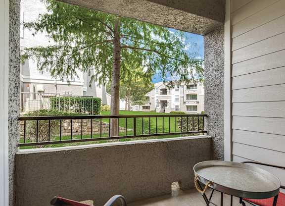 Patio at Kensley Apartment Homes in Irving TX