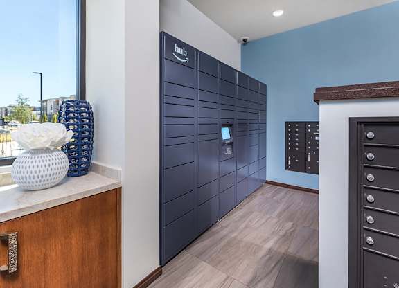 Hub by Amazon at The Braydon Apartments in Napa CA