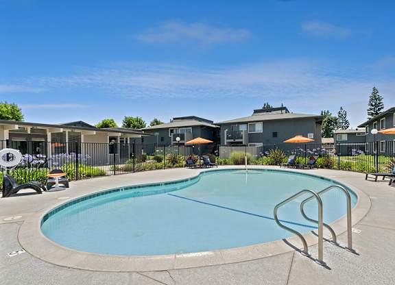 Pool and Lounge Furniture at Westchester Park Apartments in Tustin CA