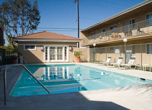 Pool at Walden Glen in Buena Park CA