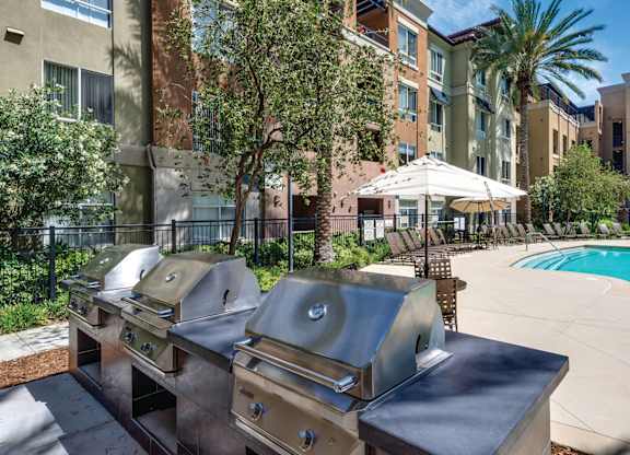 Pool BBQ Area at Madison at Town Center Apartments in Santa Clarita CA