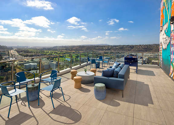 Rooftop terrace at Chromatic Flats Apartments in San Diego CA