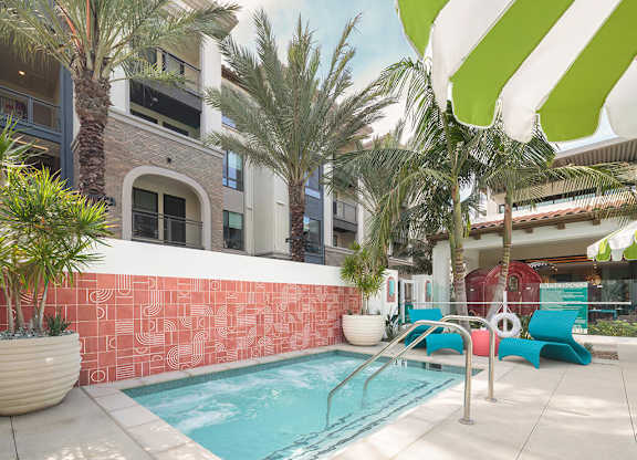 Pool spa at CALIXA Apartment Homes in Camarillo CA