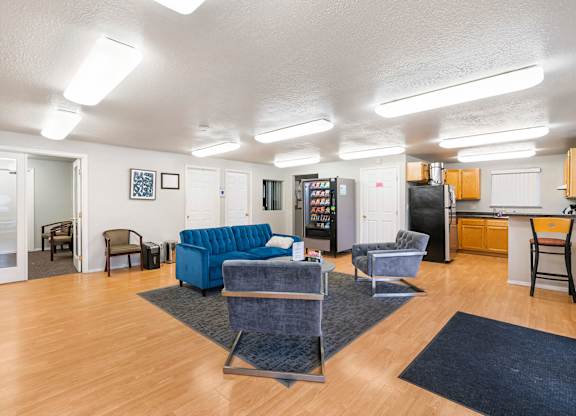 Social Lounge at Arbor Park Apartment Homes in Mount Vernon VA