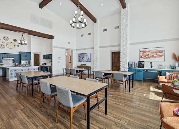 Social lounge at Bonito Parque Apartments in San Antonio TX
