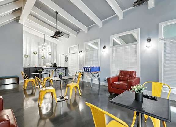 Social lounge at City Side Flats Apartments in Nashville TN