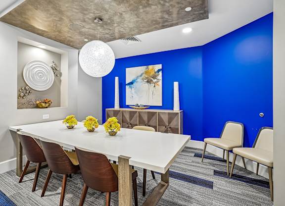 Social lounge dining area at Norte Town Lake Apartments in Tempe Arizona