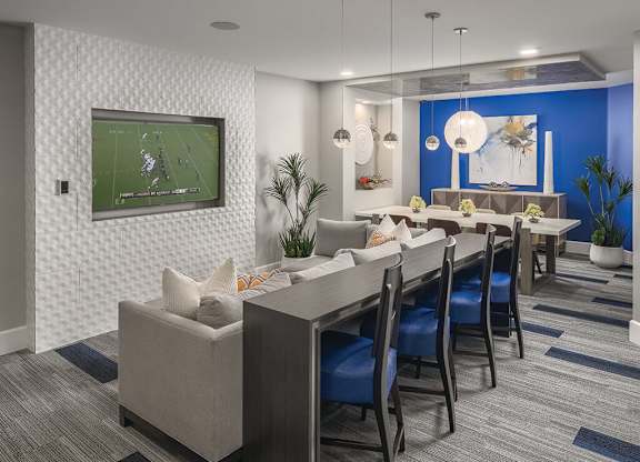 Social lounge seating area at Norte Town Lake Apartments in Tempe Arizona
