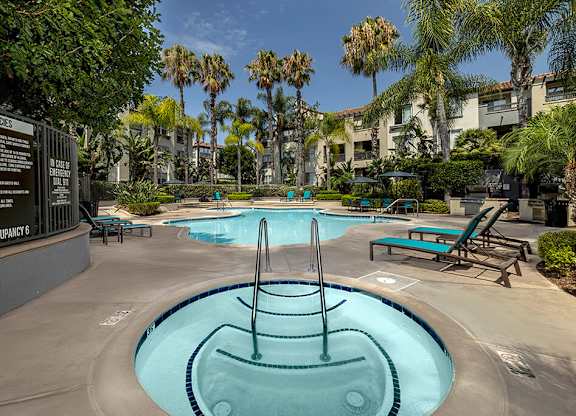 Spa and pool at Campana Crown Valley Apartments in Mission Viejo CA