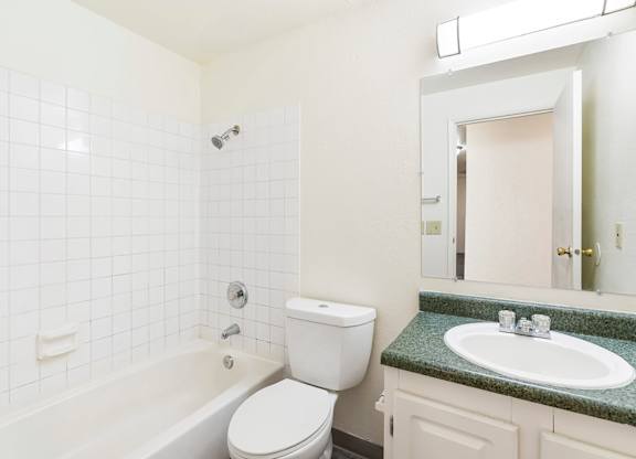Vacant Bathroom at Arbor Park Apartment Homes in Mount Vernon VA
