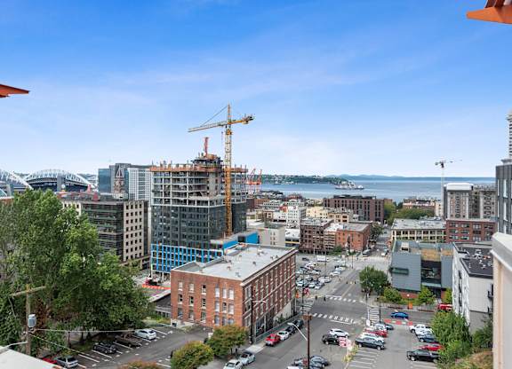 City view at Washington Terrace in Seattle WA