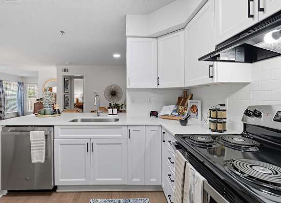 White shaker cabinets at Chroma Park Apartments in Austell GA