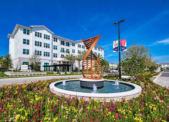 Exterior at Altis Grand Suncoast Apartments, Land O' Lakes, FL, 34638