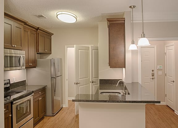 gourmet kitchen with custom countors