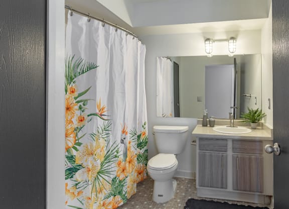 Updated apartments in Farmington, Michigan