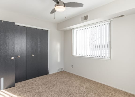 Updated apartments in Farmington, Michigan