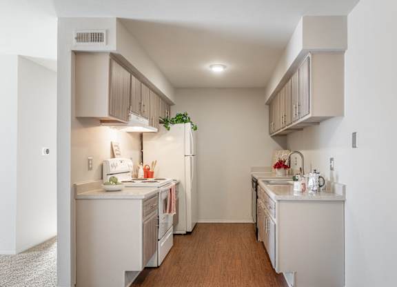 Updated apartments in Farmington, Michigan