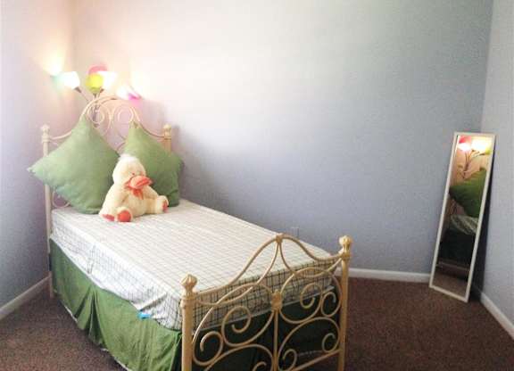 Kids Bedroom at Windsor Harbor Apartments, Charlotte, North Carolina