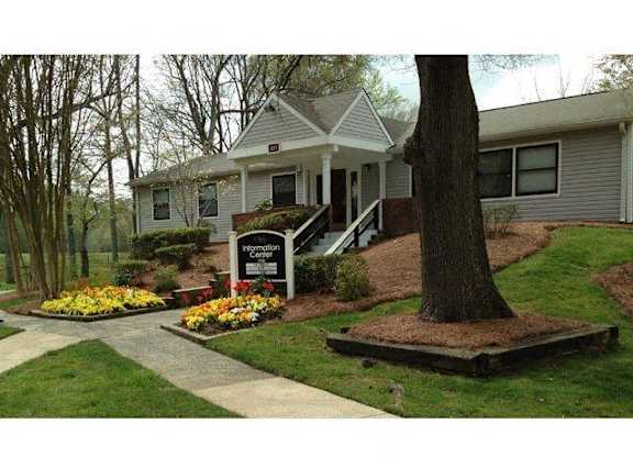 Property Sign at Windsor Harbor Apartments, Charlotte, NC, 28215