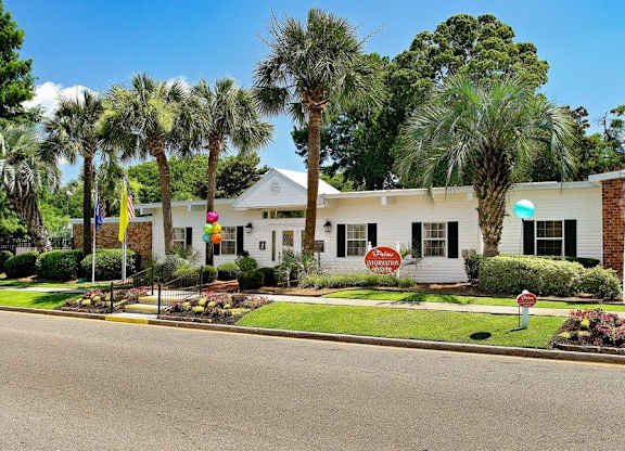 Exterior View at The Palms, Charleston, 29407
