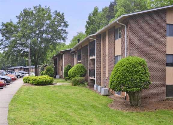 Building Exterior at Casa de Luna Apartments, North Carolina