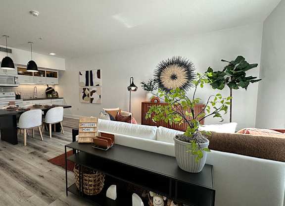 Kitchen and dining area at Idea1 Apartments in in San Diego CA