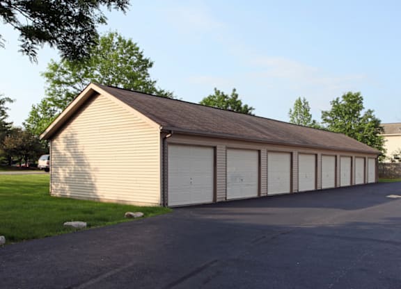 Detached Garage