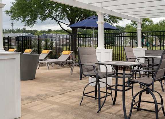 courtyard seating area with pergola
