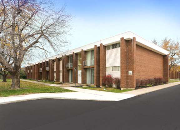 Amherst Manor Apartments – Two-bedroom, Two-full Bath Units - Near UB North – Sweet Home School District – Pet Friendly 