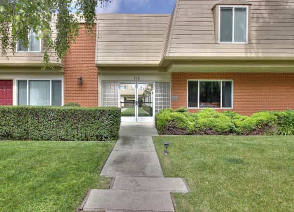 Front Property Entry at St. Croix, Mountain View, CA