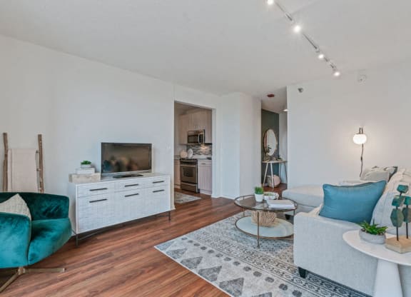 Living area with wood plank flooring at Kingsbury Plaza in River North Chicago at Kingsbury Plaza, Chicago
