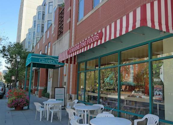 Outdoor Places at Gramercy on Garfield, Cincinnati, OH